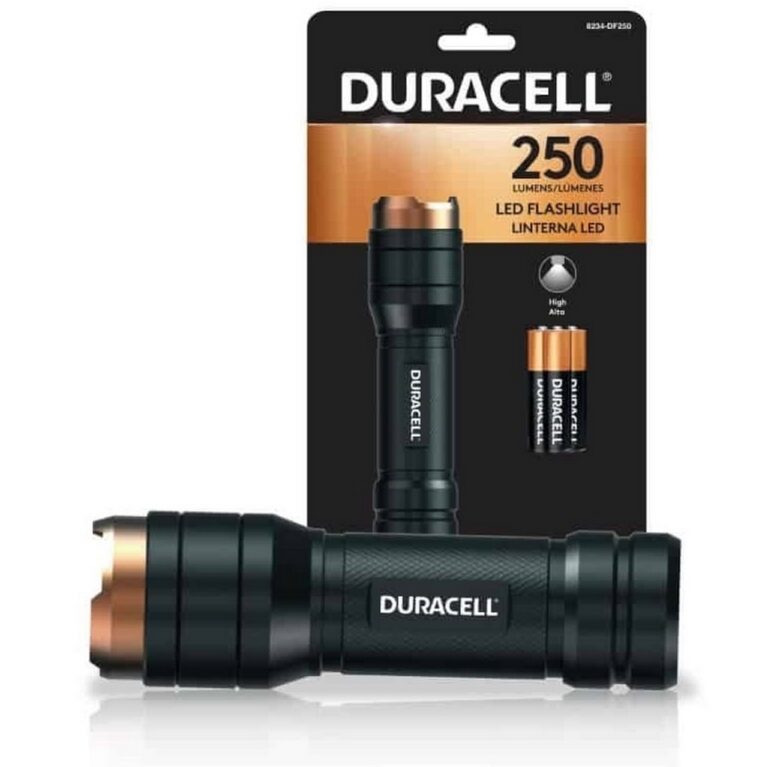 torcia duracell led 250lm autonomia 1,5h portata 180mt batterie pile incluse